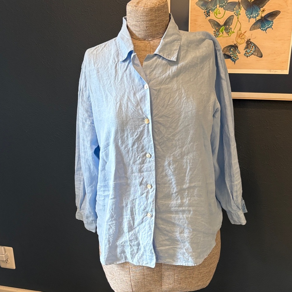 Light Blue Merona Women’s 100% Linen Button-Up Shirt Size Large